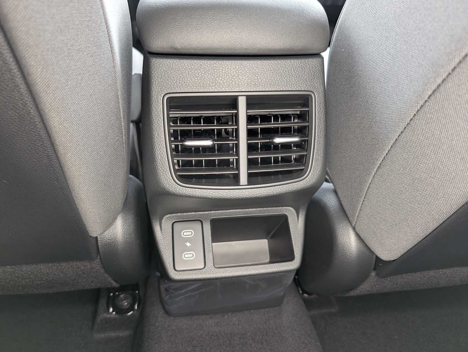 2026 Kia Seltos LX photo 14