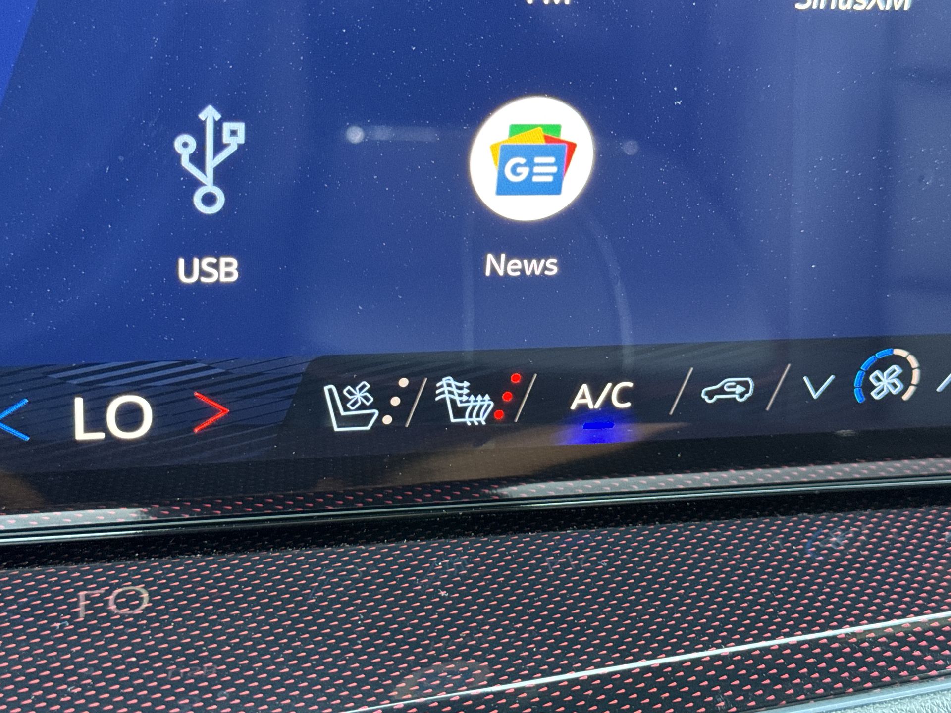 2026 Chevrolet Traverse RS photo 19