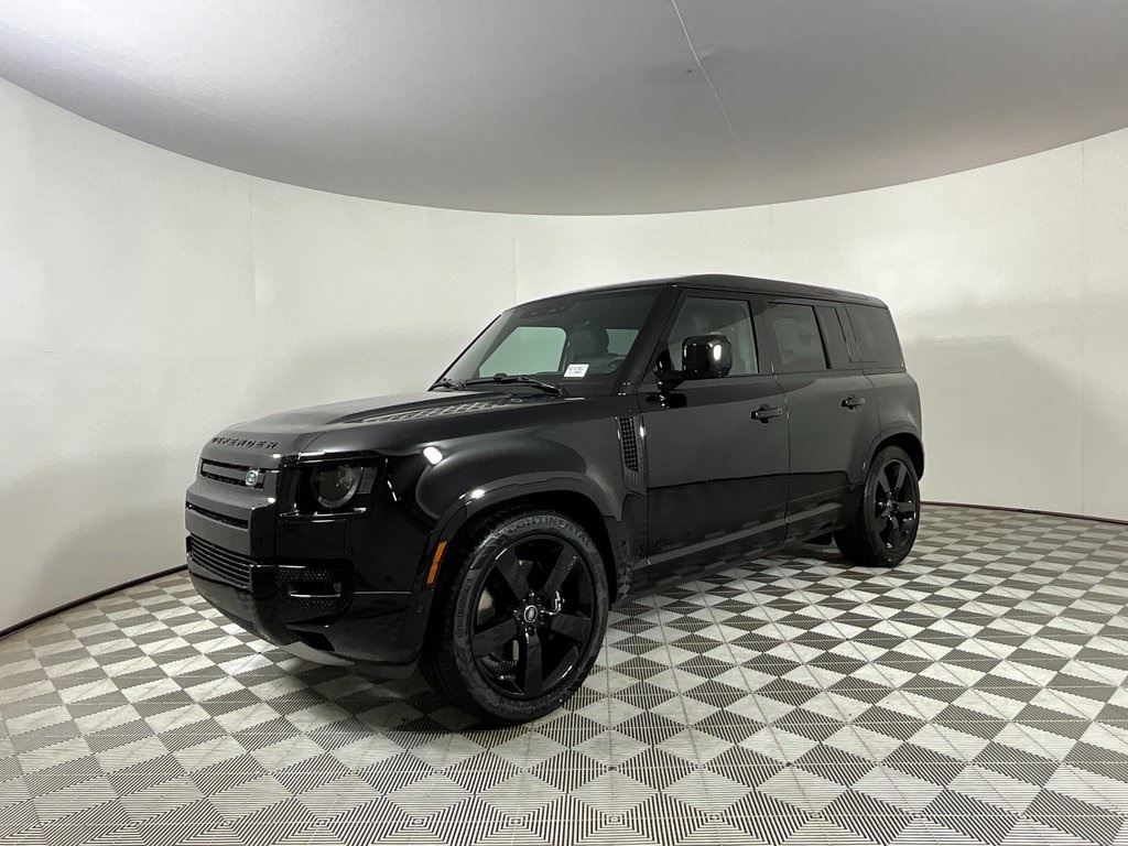 2025 Land Rover Defender V8's photo