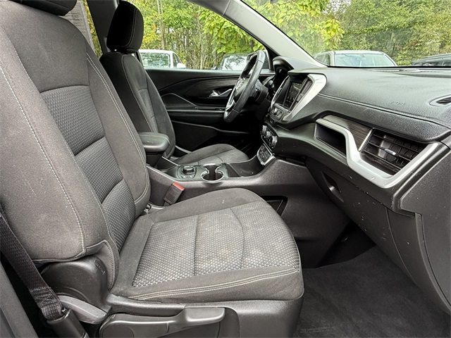 2022 Gmc Terrain SLE photo 18