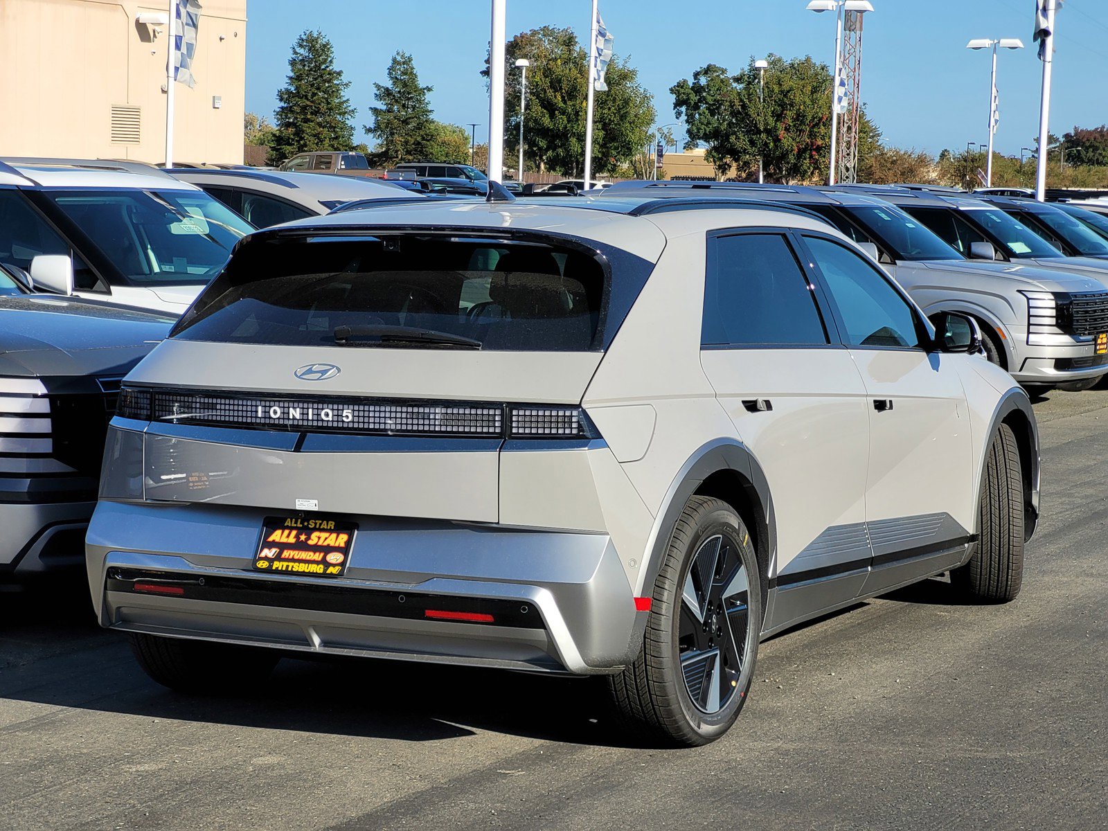 2026 Hyundai Ioniq 5 Limited photo 3