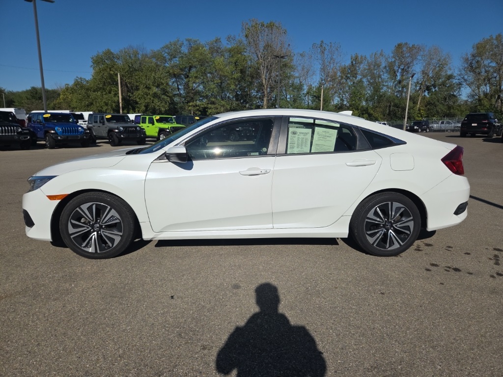 2018 Honda Civic EX-L photo 4