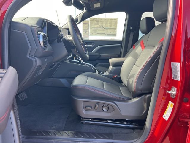 2025 Chevrolet Colorado Z71 photo 6