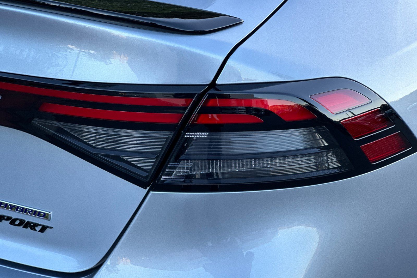 2025 Honda Accord Hybrid Sport-L photo 28