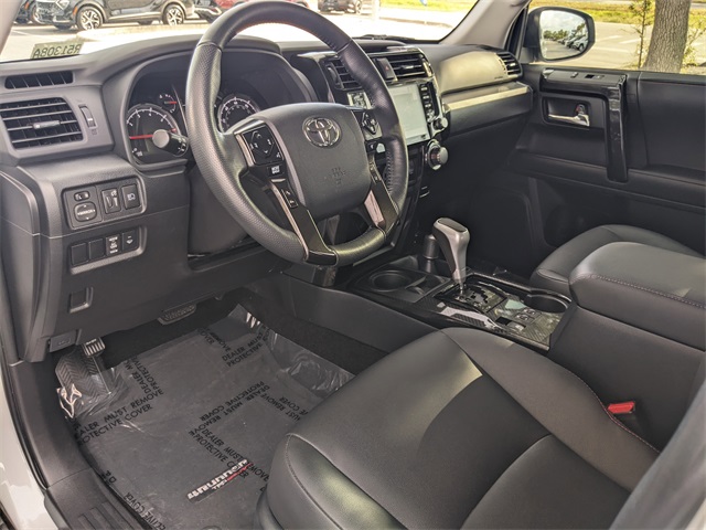 2024 Toyota 4Runner TRD Off-Road Premium photo 9