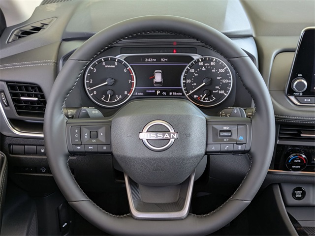 2026 Nissan Rogue SV photo 4