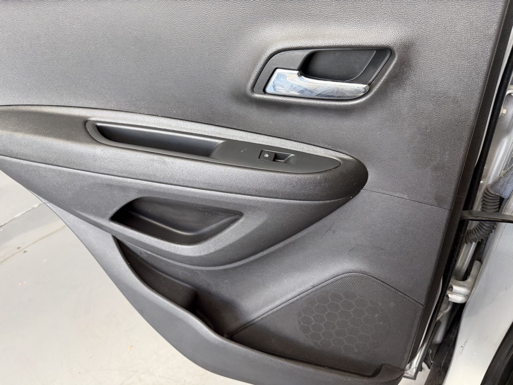 2016 Chevrolet Trax LT photo 53