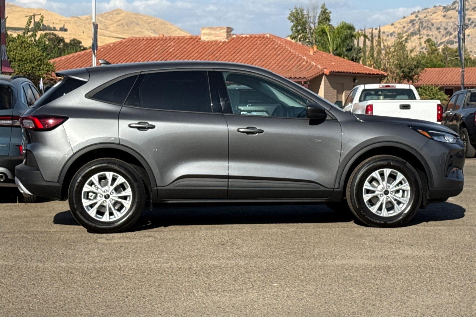 2025 Ford Escape Active photo 3