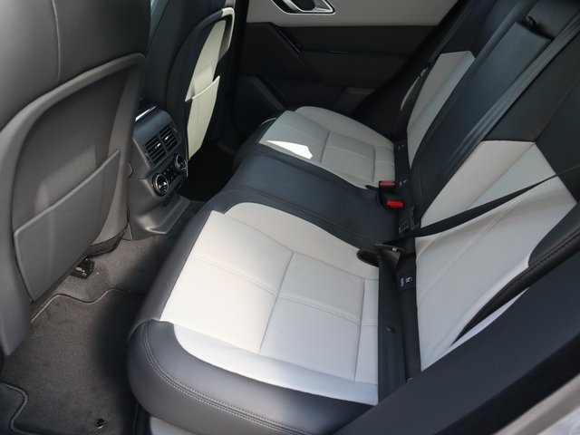 2025 Land Rover Range Rover Velar SE photo 17