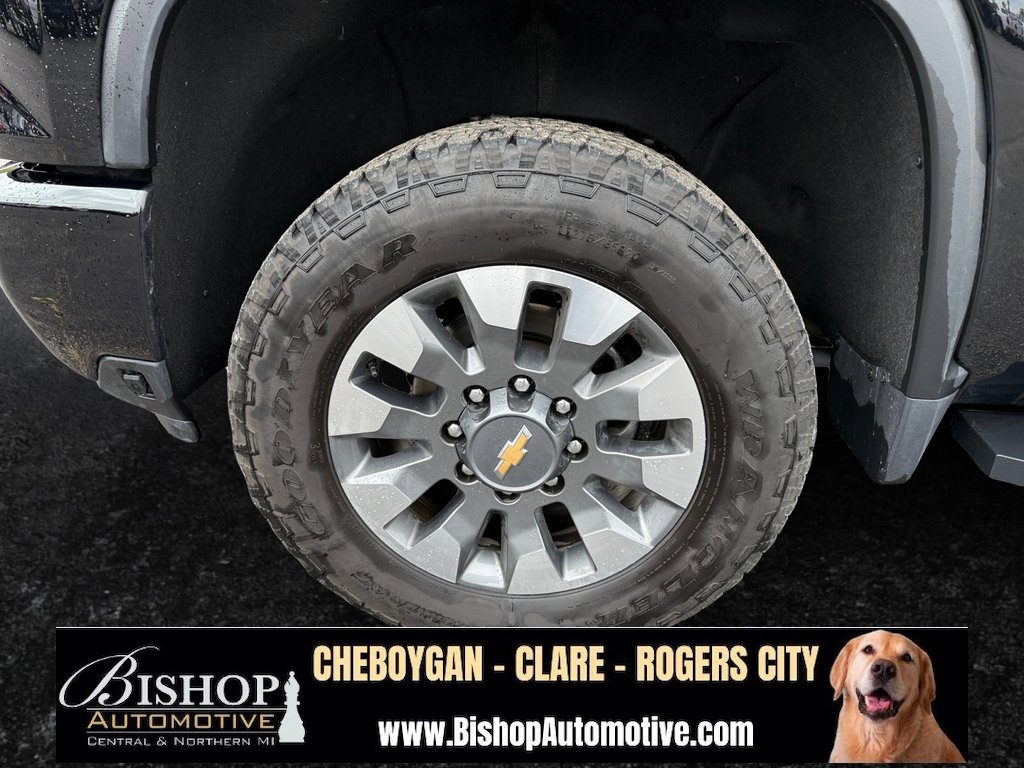 2024 Chevrolet Silverado 2500HD Custom photo 16