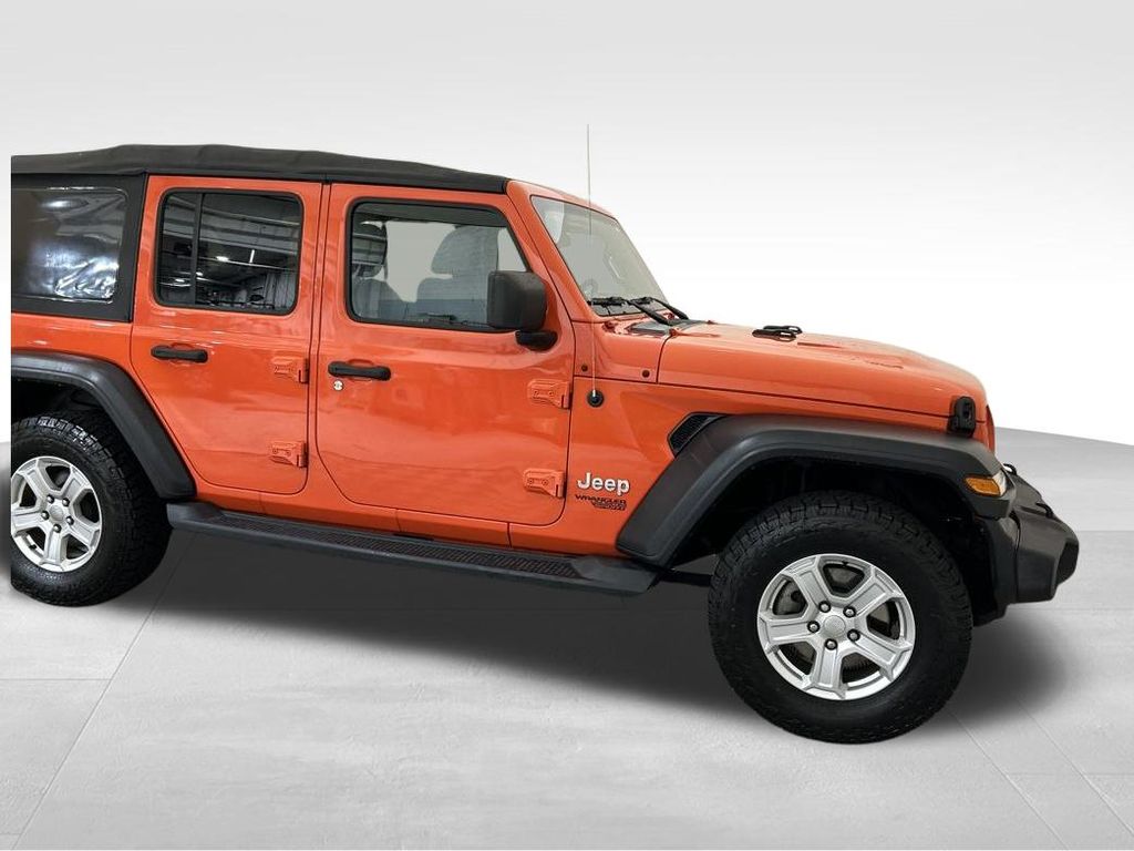 2018 Jeep Wrangler Unlimited Sport S photo 22