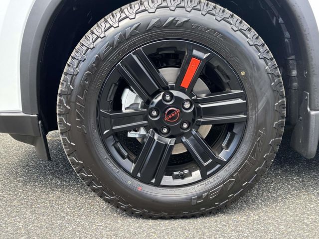 2026 Nissan Rogue SV photo 8