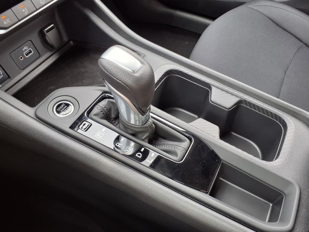 2025 Nissan Sentra S photo 18