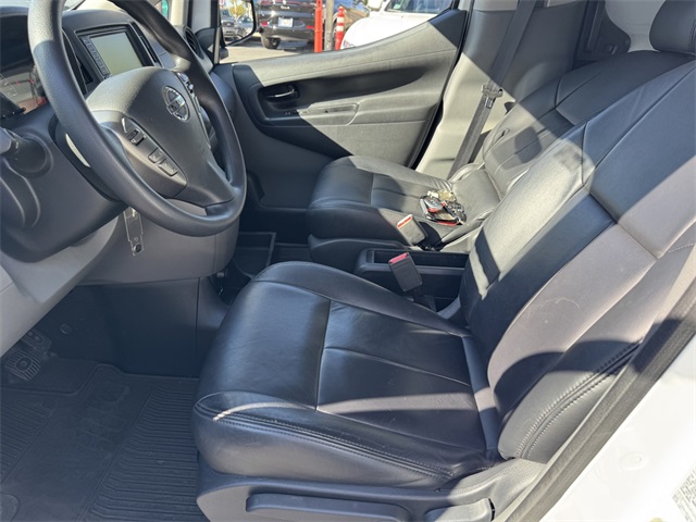 2020 Nissan NV200 S photo 14