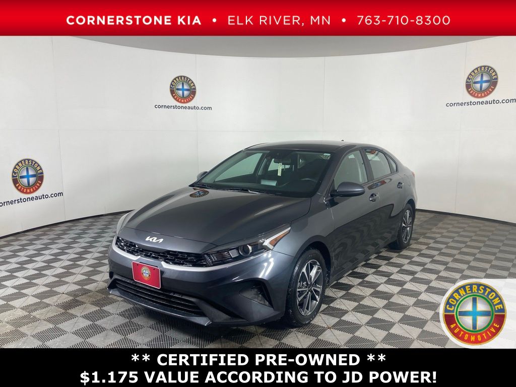 2024 Kia Forte LXS's photo