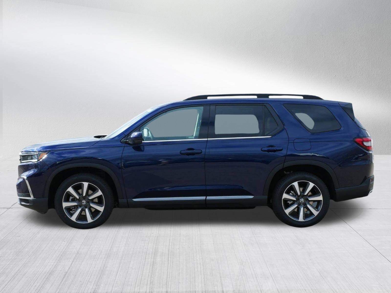 2025 Honda Pilot Elite photo 3