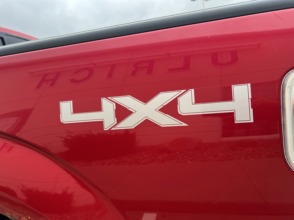 2010 Ford F-150 XLT photo 18