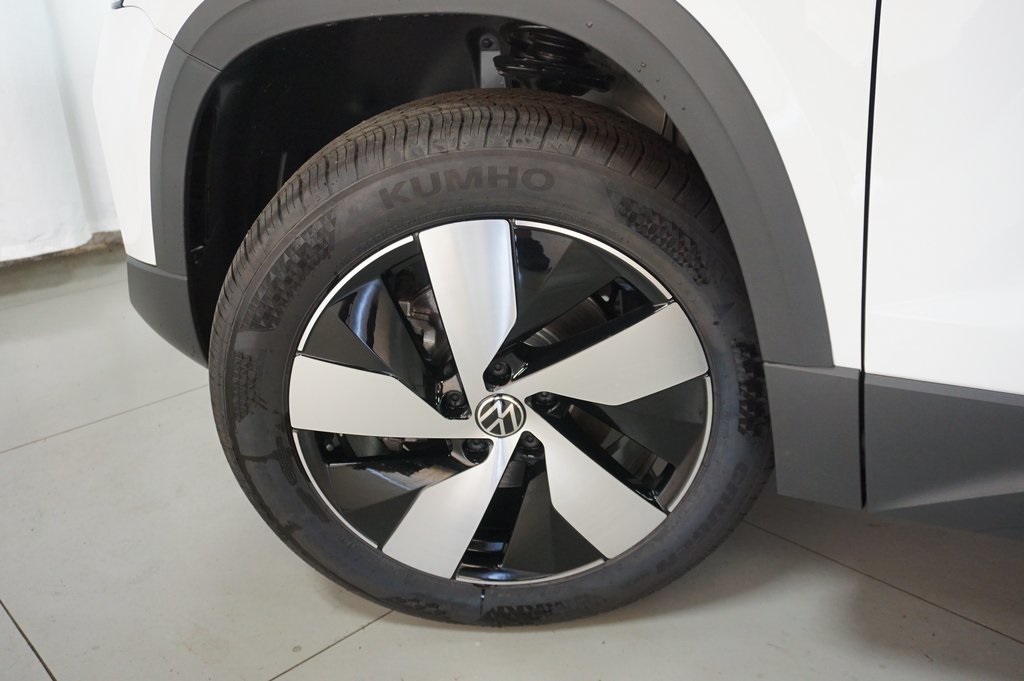 2025 Volkswagen Taos S photo 21