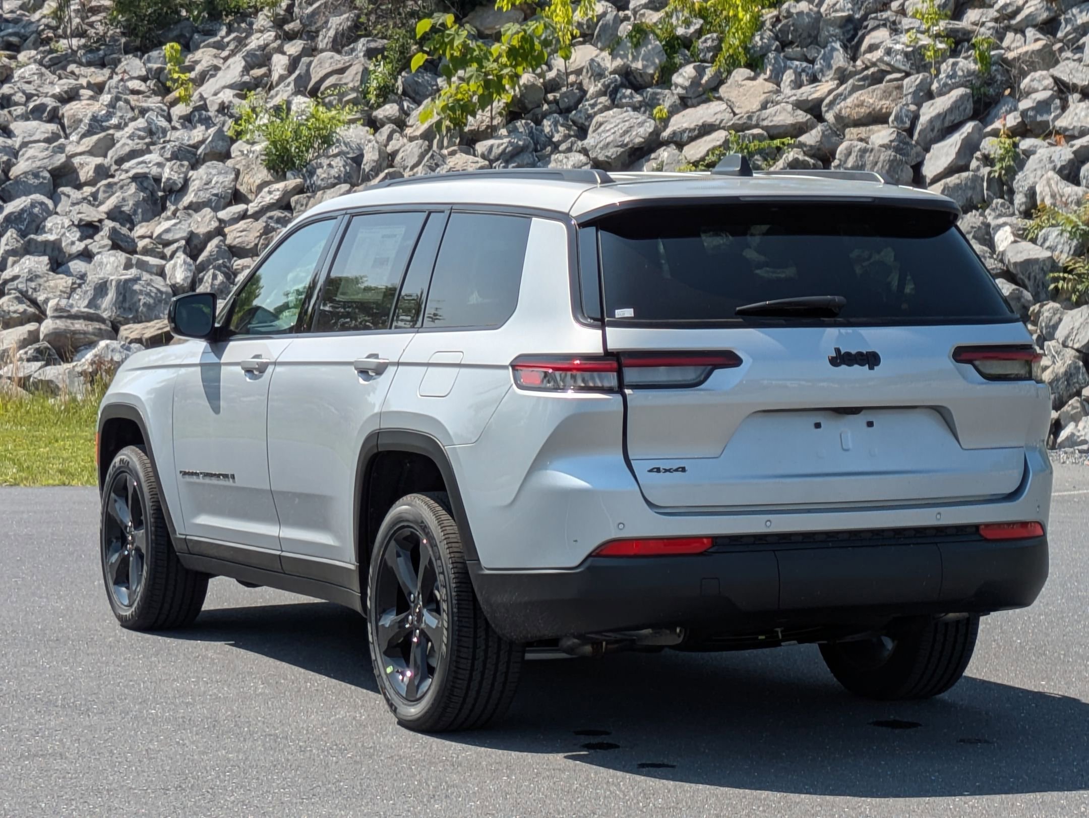 2025 Jeep Grand Cherokee Altitude X photo 5