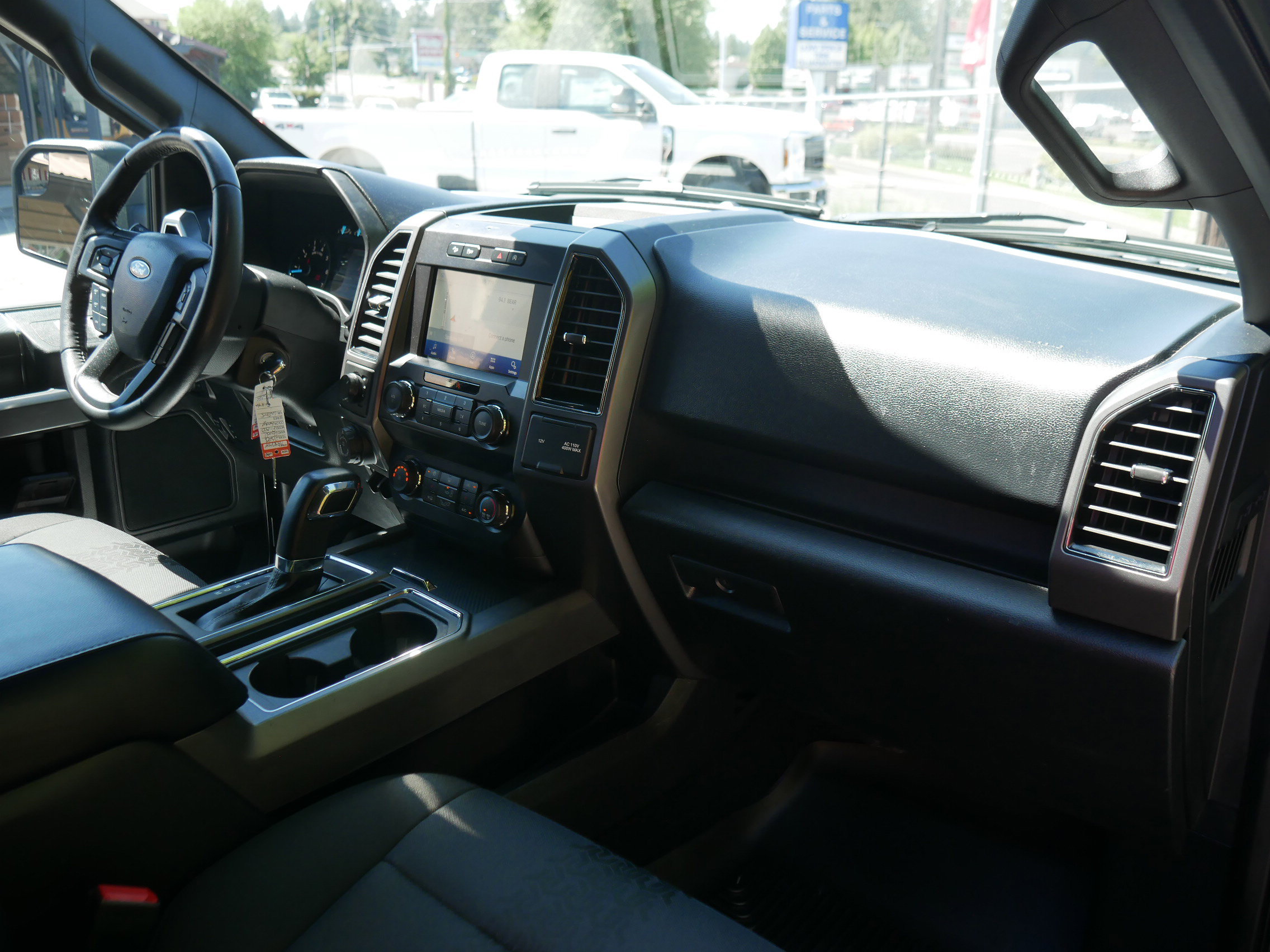 2020 Ford F-150 XLT photo 20