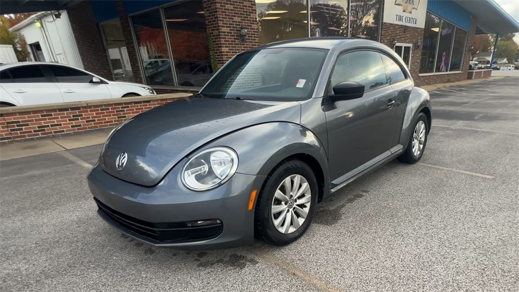 2014 Volkswagen Beetle 2.5L photo 3