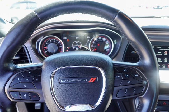 2023 Dodge Challenger SXT photo 14