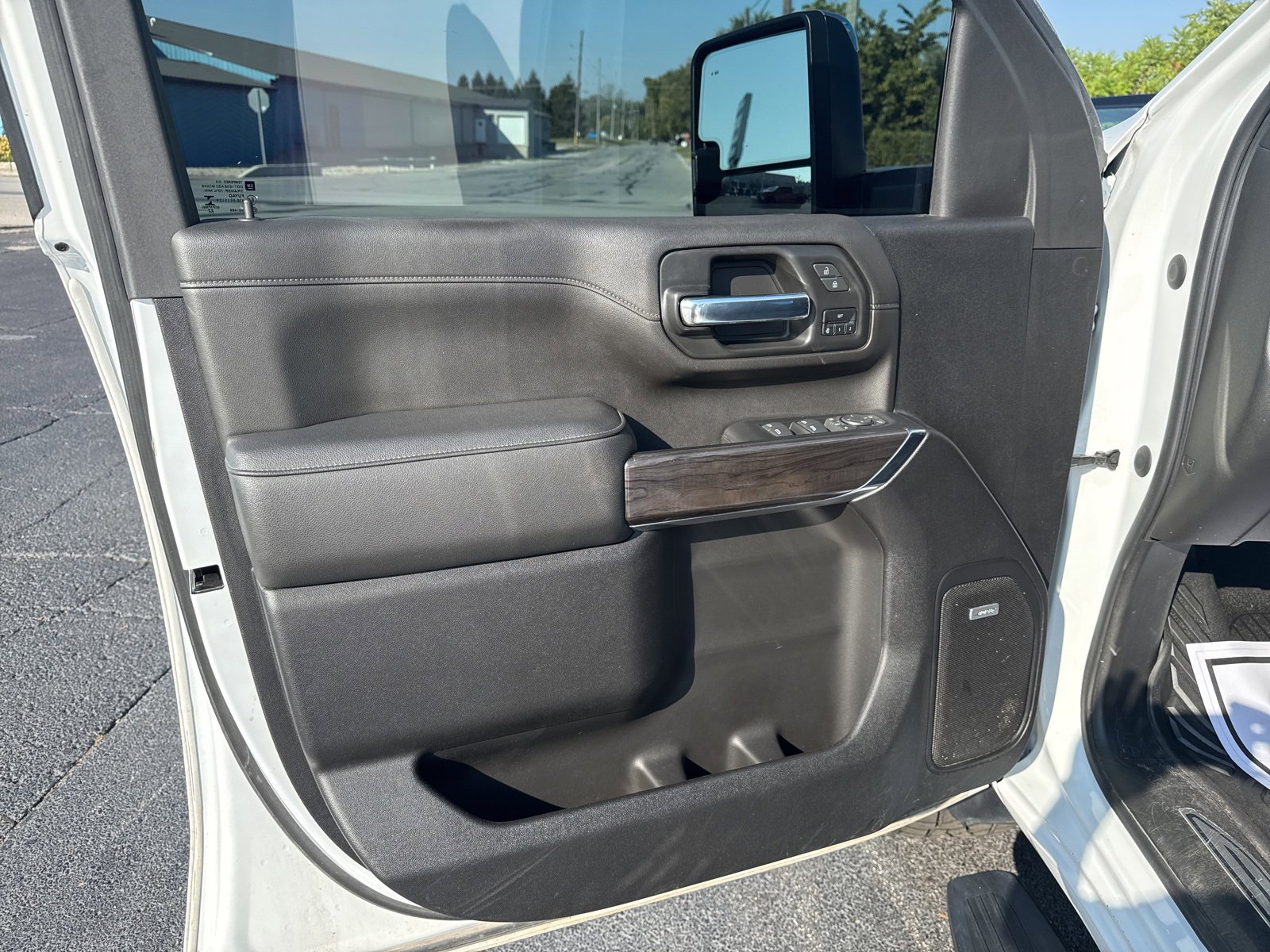 2022 Chevrolet Silverado 2500HD LTZ photo 17
