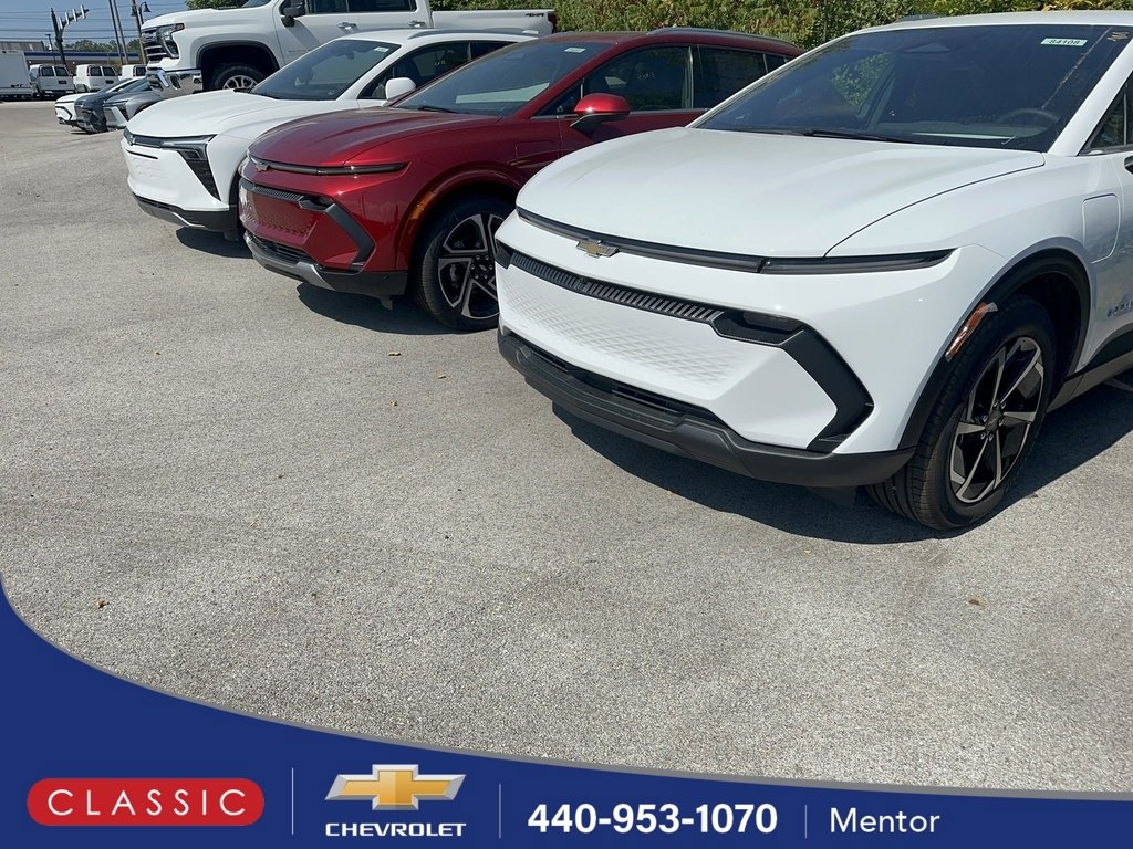 2026 Chevrolet Equinox EV 2LT's photo