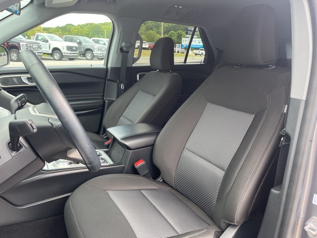 2022 Ford Explorer XLT photo 17