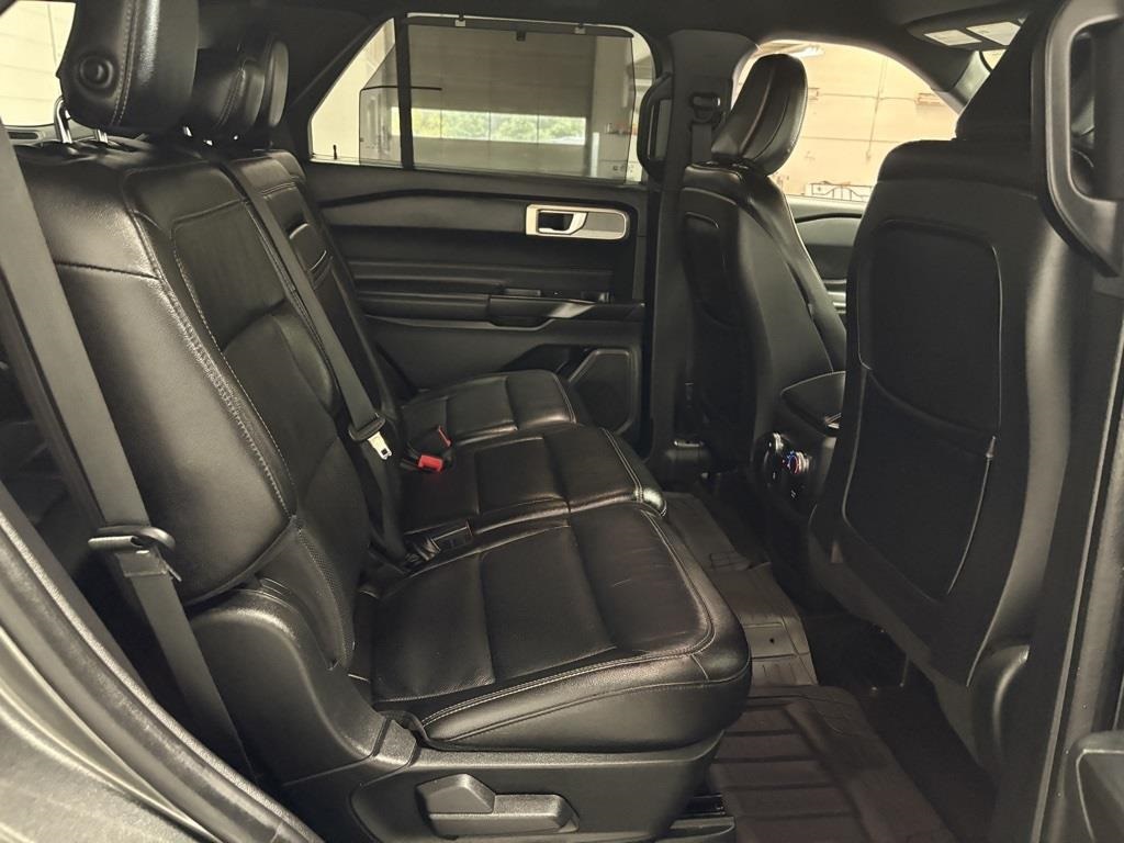 2020 Ford Explorer Limited photo 37