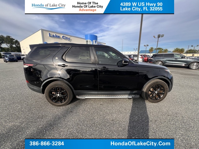 2018 Land Rover Discovery SE photo 2