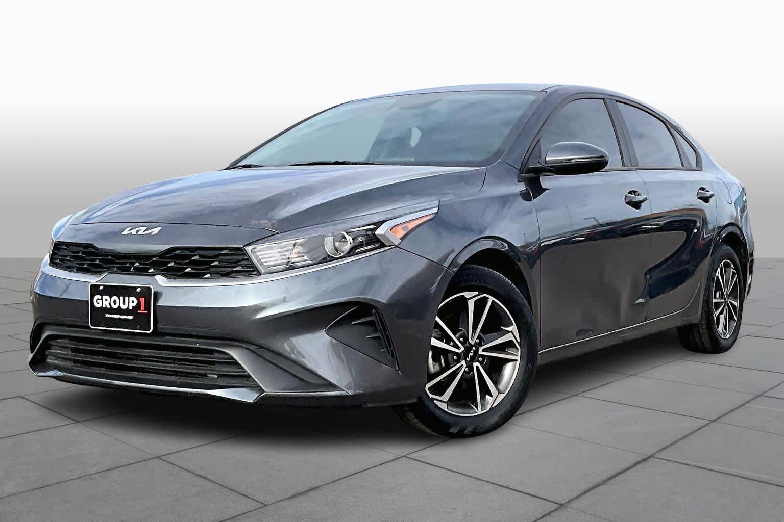 2023 Kia Forte LXS's photo