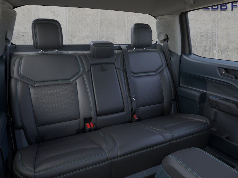 2025 Ford Maverick photo 11
