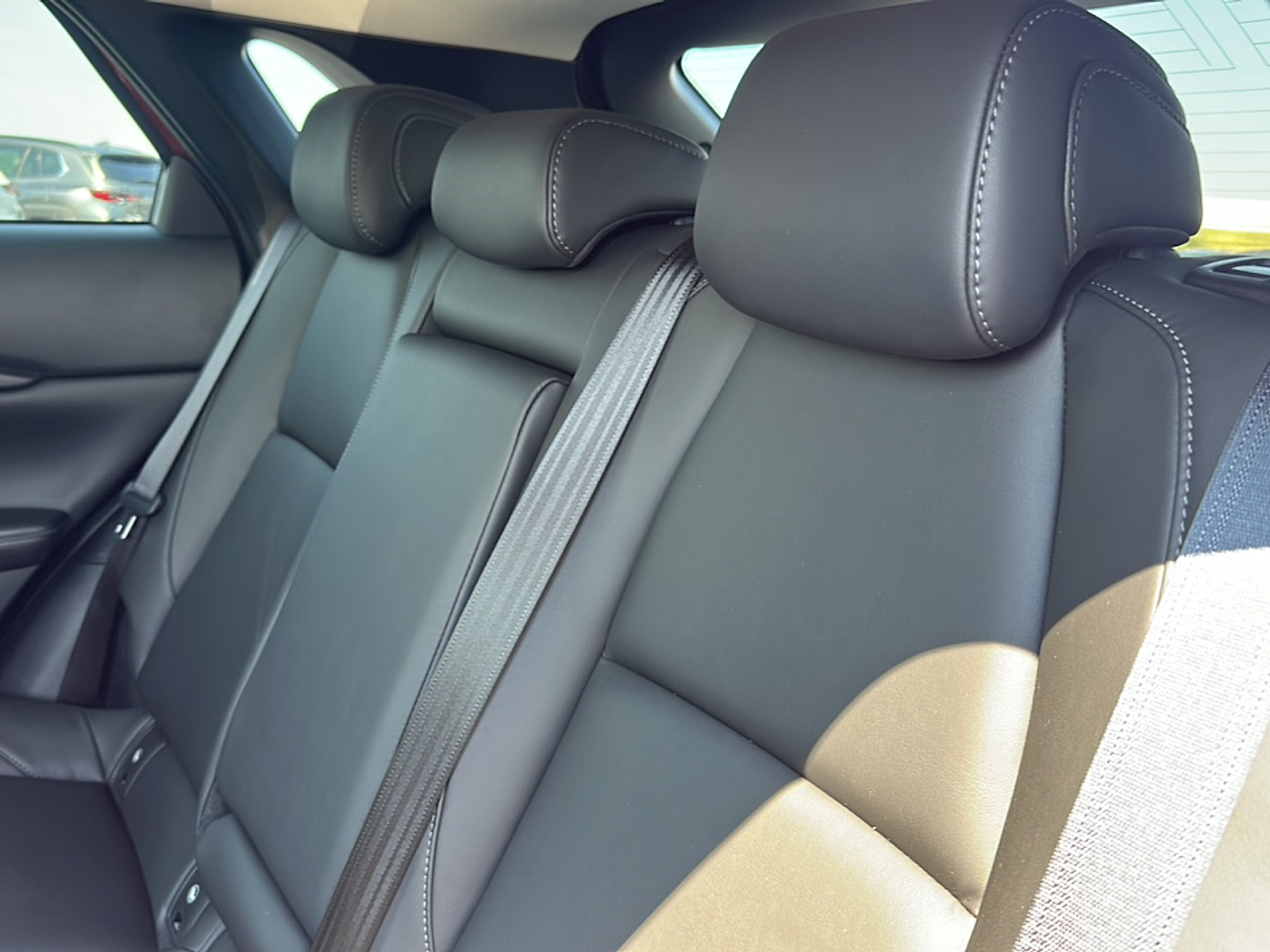 2025 Mazda CX-30 2.5 S Preferred photo 9
