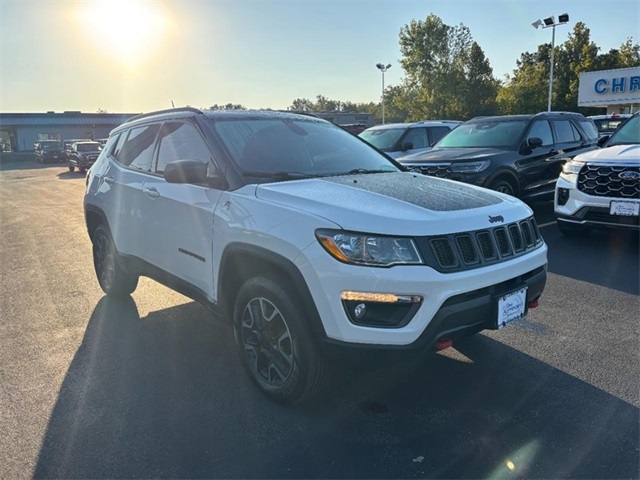 Used 2019 Jeep Compass Trailhawk with VIN 3C4NJDDB0KT671518 for sale in Washington, MO