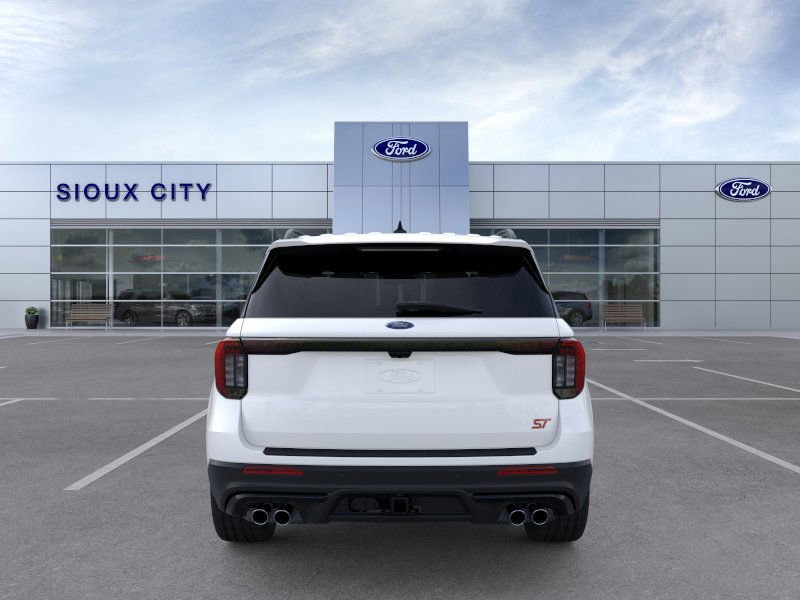 2026 Ford Explorer ST photo 2