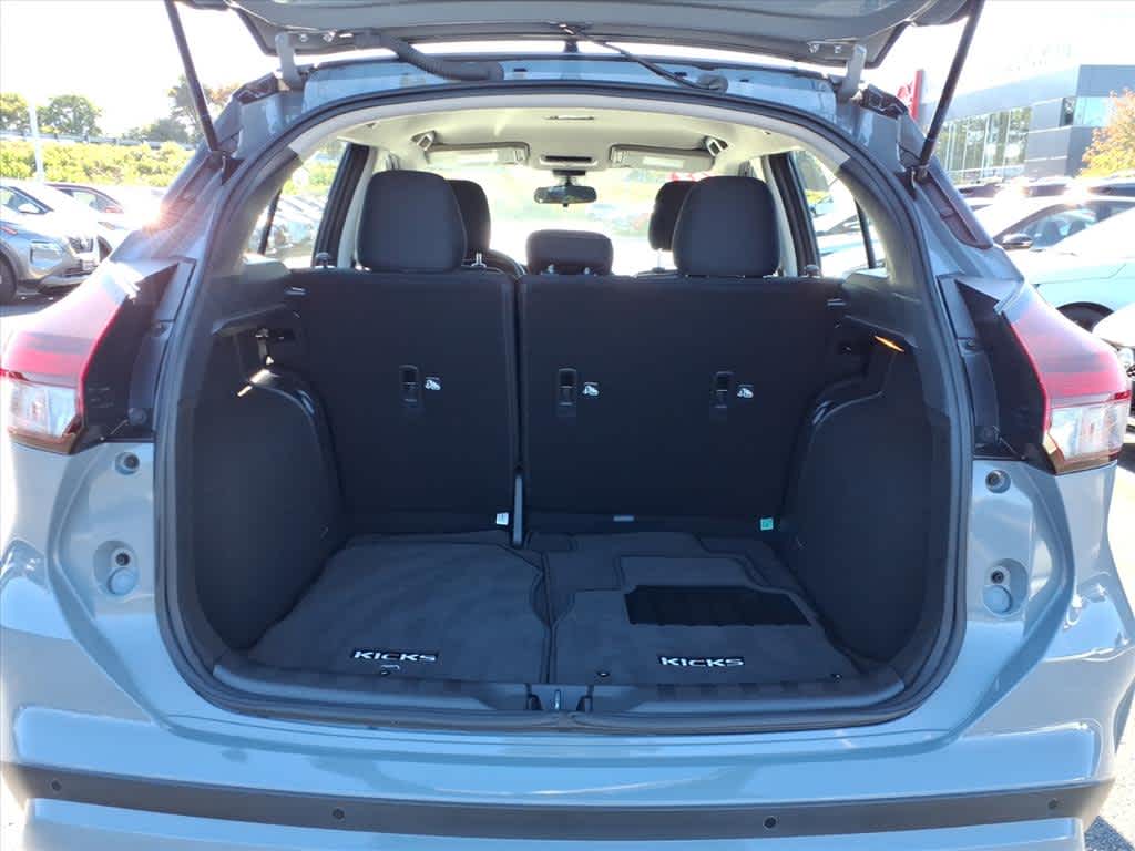 2023 Nissan Kicks SV photo 16