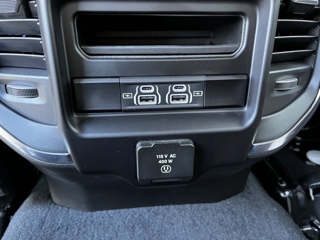 2025 Ram 2500 Laramie photo 16