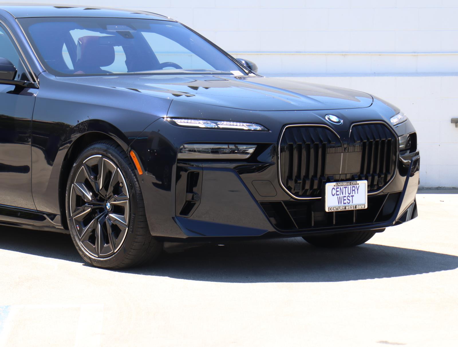 Used 2025 BMW i7 xDrive60 with VIN WBY53EJ01SCU63080 for sale in Los Angeles, CA