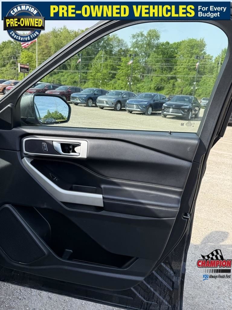 2021 Ford Explorer XLT photo 25