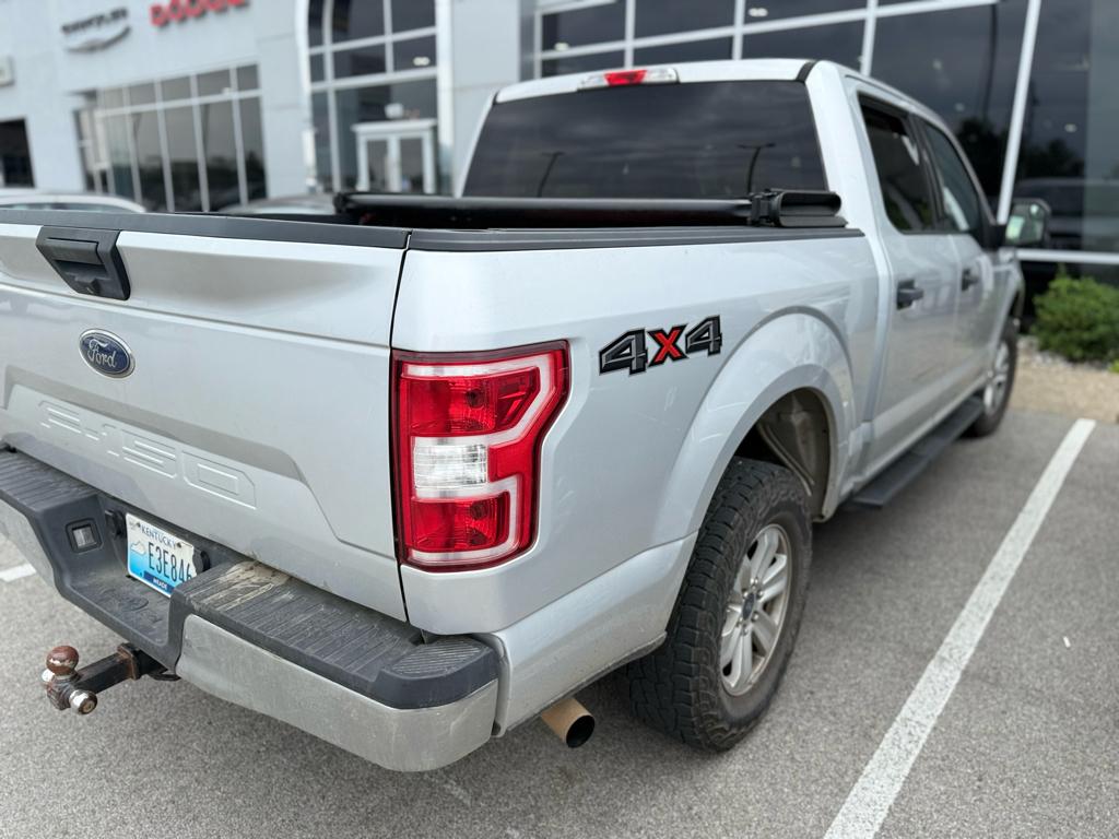 2019 Ford F-150 XLT photo 2