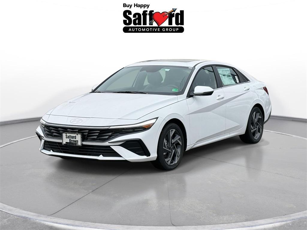 2025 Hyundai Elantra Limited's photo