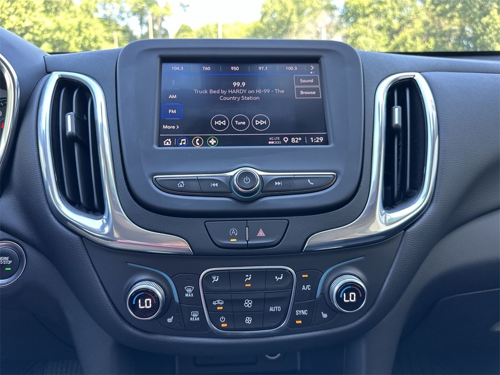 2023 Chevrolet Equinox LT photo 4