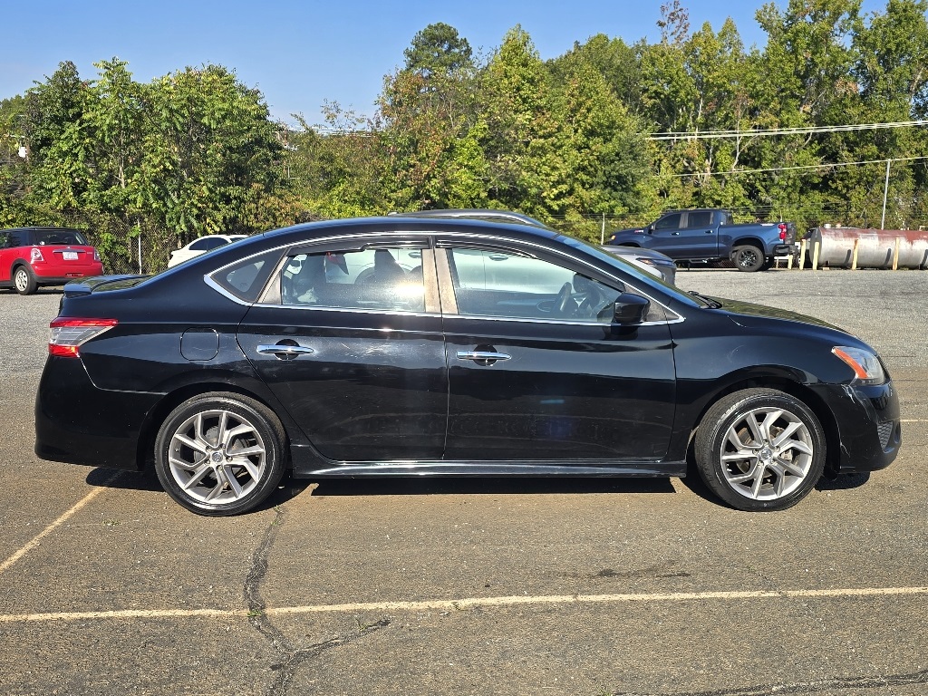 2013 Nissan Sentra SR photo 8