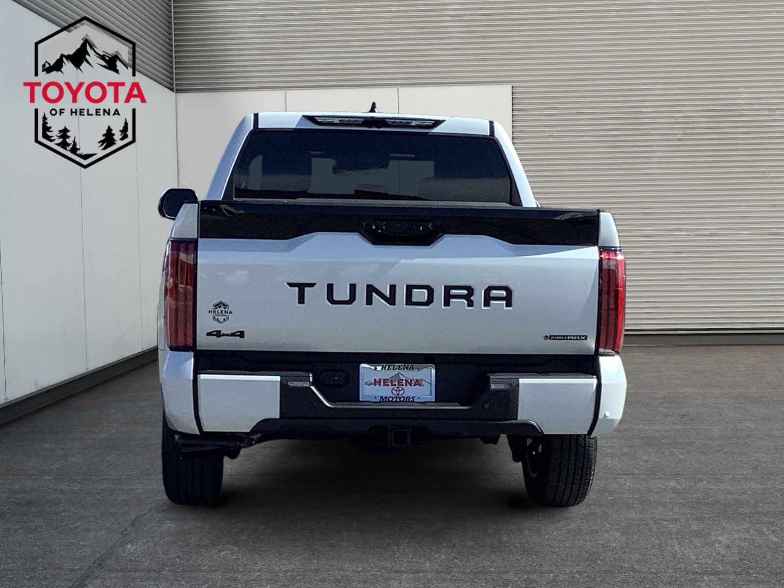 2026 Toyota Tundra Platinum CrewMax photo 4