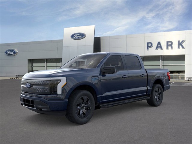 2025 Ford F-150 Lightning Flash's photo