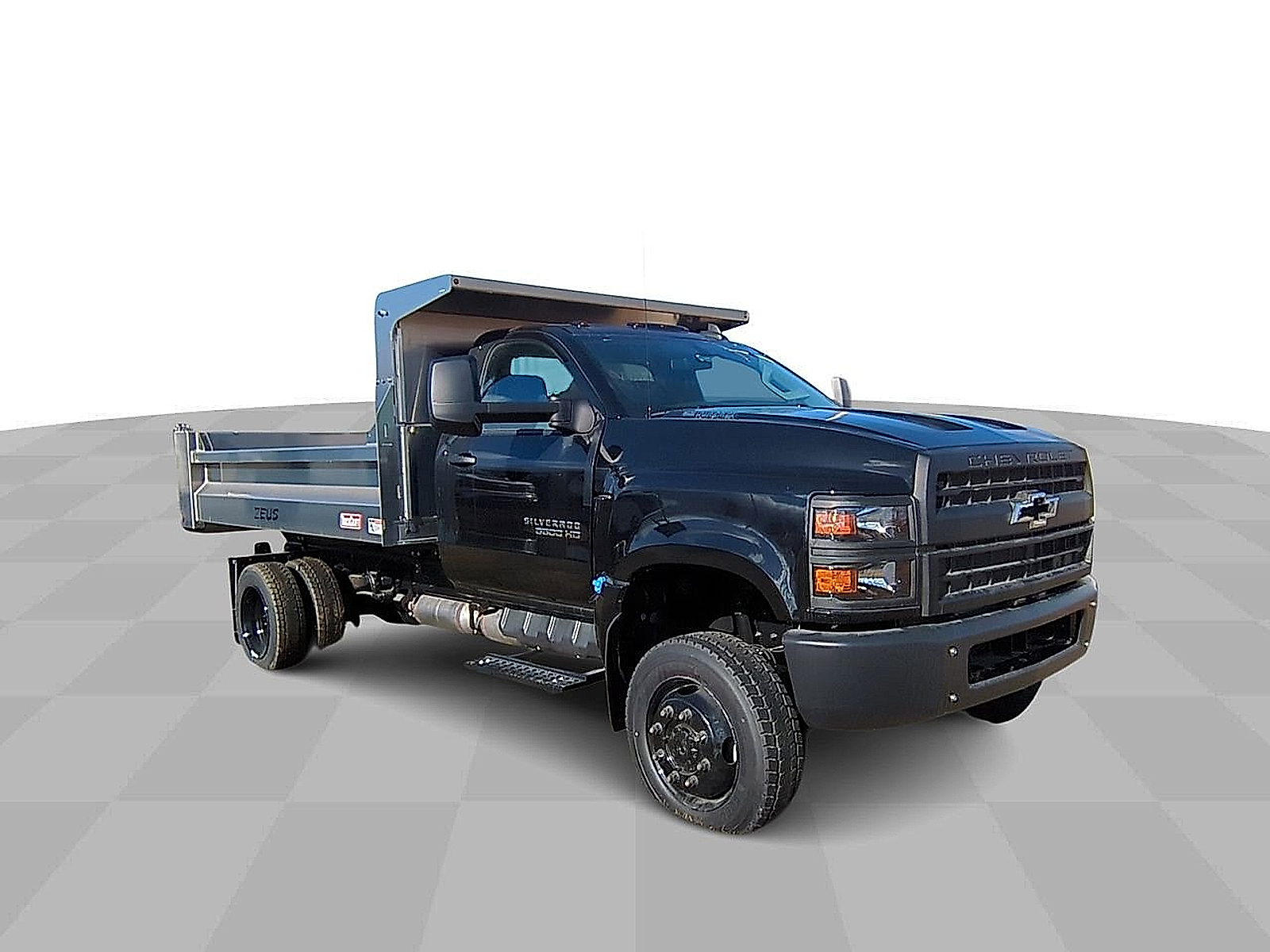 2024 Chevrolet Silverado 5500HD Work Truck photo 4