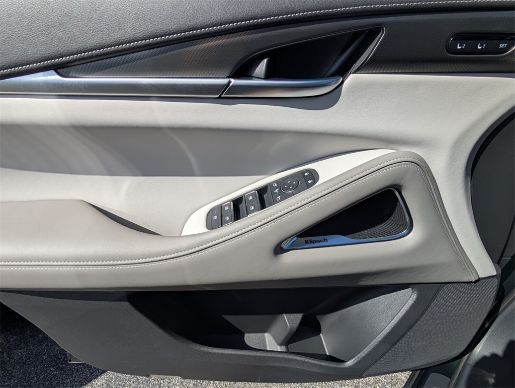 2026 Infiniti QX60 Luxe photo 16