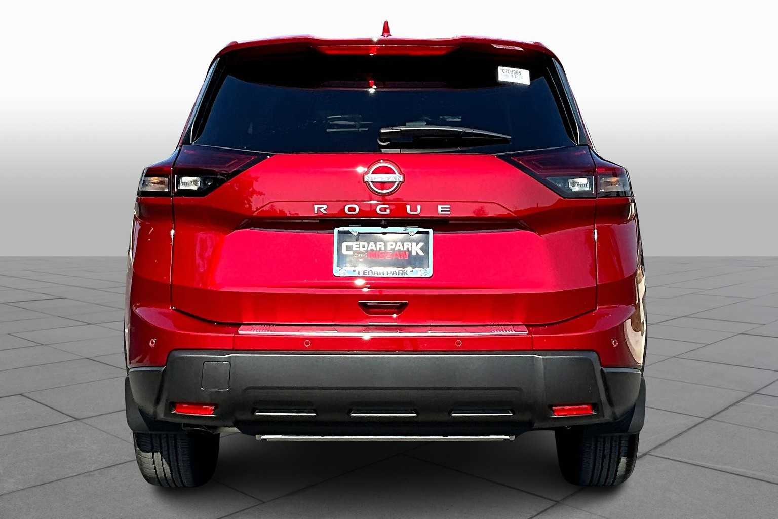 2026 Nissan Rogue SV photo 4