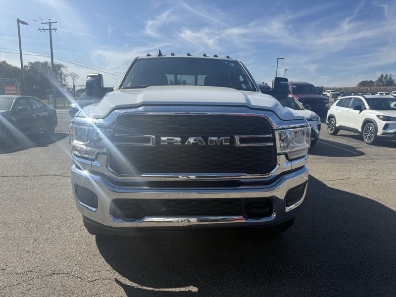 2024 Ram 2500 Tradesman photo 2